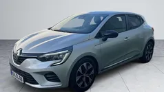 Platingrau metallic Gebraucht 2023 Renault Clio V Evolution Limousine | 17.870 € (Fairer Preis)