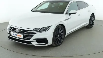 Gebraucht VW Arteon R-line 280 PS (205 kW) 2018 Weiß Kleinwagen
