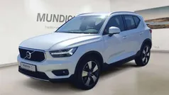 Weiss Gebraucht 2022 Volvo XC40 Momentum SUV | 28.830 € (Guter Preis)