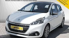 Weiß Gebraucht 2018 Peugeot 208 Allure Kleinwagen | 7.950 € (Fairer Preis)
