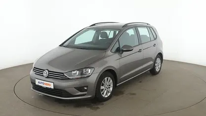 Grau Gebraucht 2017 VW Golf Sportsvan Comfortline Van / Kleinbus | 14.080 € (Fairer Preis)