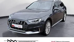 Grau Gebraucht 2022 Audi A4 Allroad Business Kombi | 35.960 € (Fairer Preis)