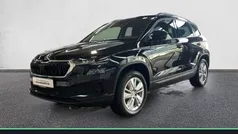 Blackmagic perleffekt (schwarz) Gebraucht 2024 Skoda Karoq Selection SUV | 37.290 € (Fairer Preis)