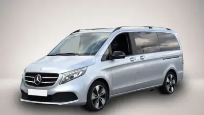 Gebraucht Mercedes V220 Avantgarde 163 PS (119 kW) 2022 Silber Van / Kleinbus