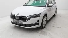 Weiß Neu 2025 Skoda Octavia Selection Kombi | 35.689 € (Fairer Preis)