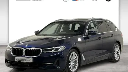 Gebraucht BMW 530 Efficient Dynamics 286 PS (210 kW) 2022 Bmw individual tansanitblau Kombi