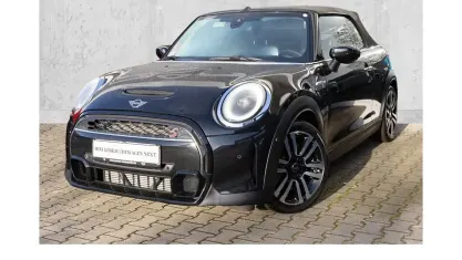 Käytetty Mini Cooper S Cabriolet 178 HP (130 kW) 2023 Musta Avoauto