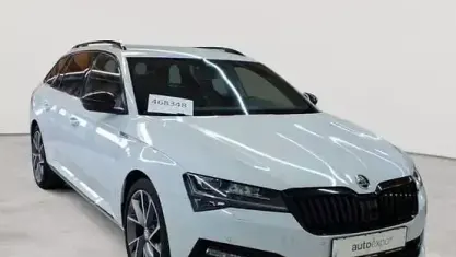 Gebraucht Skoda Superb SportLine 150 PS (110 kW) 2021 Moonweiß perleffekt Kombi