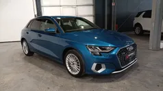Blau Gebraucht 2022 Audi A3 Sportback Advanced Limousine | 28.880 € (Guter Preis)