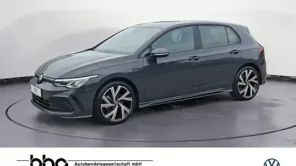 Gebraucht VW Golf VIII R-line 131 PS (96 kW) 2024 Grau Limousine