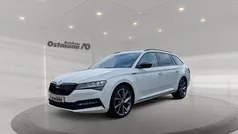 Weiß Gebraucht 2022 Skoda Superb SportLine Kombi | 34.550 € (Fairer Preis)