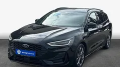 Schwarz Gebraucht 2024 Ford Focus ST-Line Kombi | 26.828 € (Guter Preis)