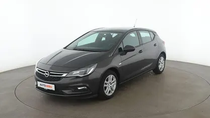 Grau Gebraucht 2016 Opel Astra Edition Limousine | 9.630 € (Guter Preis)