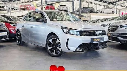Gebraucht Opel Corsa-e 100 kW (136 PS) 2024 Silber Kleinwagen