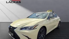 Weiß Neu 2025 Lexus ES300H Executive Line Limousine | 52.900 € (Fairer Preis)
