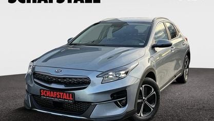 Gebraucht Kia XCeed Spirit 141 PS (103 kW) 2021 Silber (lunar silber) SUV