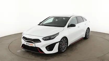 Gebraucht Kia ProCeed GT 204 PS (150 kW) 2024 Weiß Kombi