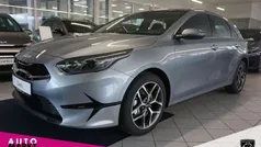 Grau Neu 2024 Kia Ceed Spirit Limousine | 27.480 € (Fairer Preis)