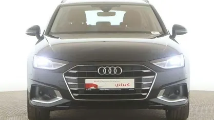 Gebraucht Audi A4 Advanced Plus 136 PS (100 kW) 2023 Brillantschwarz Kombi