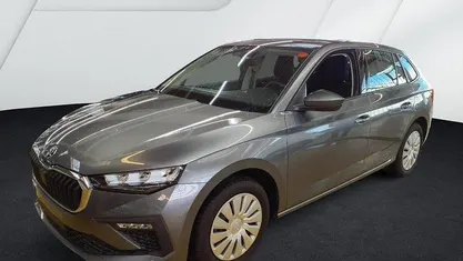 Gebraucht Skoda Scala Essence 116 PS (85 kW) 2025 Graphitegrau metallic Kleinwagen
