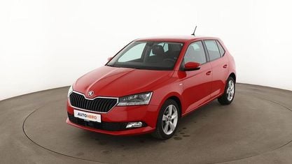 Używany Skoda Fabia Soleil 95 KM (69 kW) 2019 Czerwony Sedan/Limuzyna
