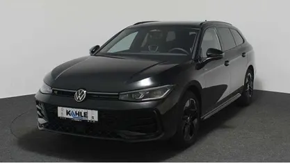 Gebraucht 2025 VW Passat R-line Kombi | 41.390 € (Fairer Preis)