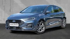 Blau Gebraucht 2024 Ford Focus ST-Line X Limousine | 25.600 € (Guter Preis)
