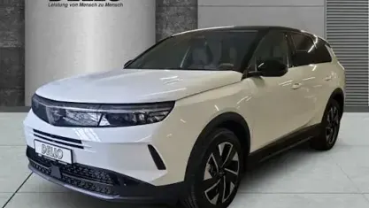 Nuova Opel Grandland X 145 CV (106 kW) 2025 Bianco SUV