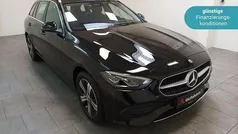 Schwarz Gebraucht 2023 Mercedes C300e Avantgarde Kombi | 36.970 € (Fairer Preis)