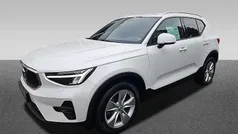 Weiß Gebraucht 2023 Volvo XC40 Core SUV | 29.998 € (Superpreis)