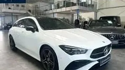 Gebraucht Mercedes CLA250 Shooting Brake Premium 224 PS (164 kW) 2023 Weiß Kombi