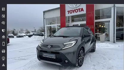Cardamon green / night sky black (metallic) Gebraucht 2022 Toyota Aygo X X-plore SUV | 14.880 € (Fairer Preis)
