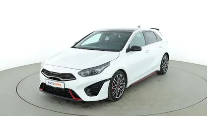 Gebraucht Kia Ceed GT GT 204 PS (150 kW) 2022 Weiß Limousine