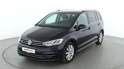 Schwarz Gebraucht 2017 VW Touran Highline Van / Kleinbus | 17.590 € (Superpreis)