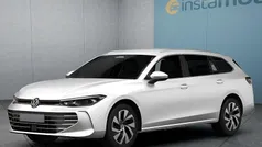 Weiß Gebraucht 2024 VW Passat Kombi | 33.399 € (Guter Preis)