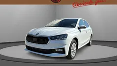 Moon weiß Neu 2025 Skoda Fabia Selection Limousine | 22.990 € (Fairer Preis)