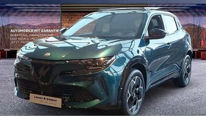 Nouvelle Alfa Romeo Junior Ti 145 ch (106 kW) 2025 Bleue SUV