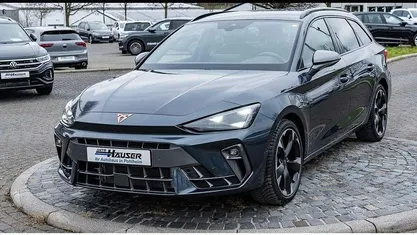 Grau Gebraucht 2025 Cupra Leon Kombi | 31.985 € (Fairer Preis)