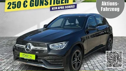 Gebraucht Mercedes GLC200 AMG line 163 PS (119 kW) 2020 Grafitgrau metallic SUV