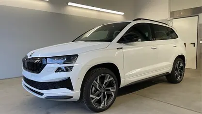 Gebraucht 2025 Skoda Karoq SportLine SUV | 42.990 € (Fairer Preis)