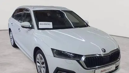 Moonweiß perleffekt Gebraucht 2022 Skoda Octavia Style Kombi | 19.390 € (Fairer Preis)
