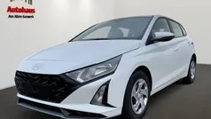 Weiss Neu 2024 Hyundai i20 Select Limousine | 18.985 € (Fairer Preis)