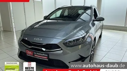 Gebraucht Kia Ceed Sportswagon Vision 160 PS (117 kW) 2023 Silber Kombi