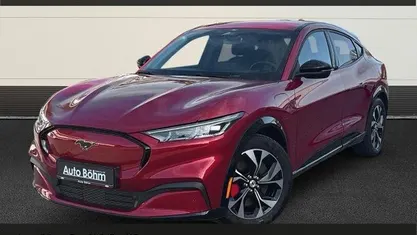 Gebraucht Ford Mustang Mach-E Basis 197 kW (269 PS) 2022 Rot(metallic) SUV