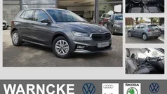 Graphite grau Gebraucht 2024 Skoda Fabia Selection Limousine | 20.970 € (Guter Preis)