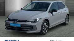Mondsteingrau Gebraucht 2024 VW Golf VIII Goal Limousine | 31.480 € (Superpreis)