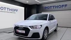 Weiß Gebraucht 2021 Audi A1 Sportback Comfort Kleinwagen | 15.750 € (Fairer Preis)