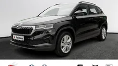 Schwarz Gebraucht 2024 Skoda Karoq Selection SUV | 32.990 € (Fairer Preis)