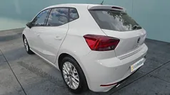 Weiß Gebraucht 2024 Seat Ibiza FR Limousine | 18.150 € (Fairer Preis)