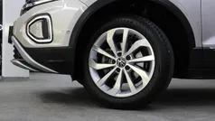 Silber Gebraucht 2022 VW T-Roc Cabriolet Style Cabrio | 29.890 € (Fairer Preis)